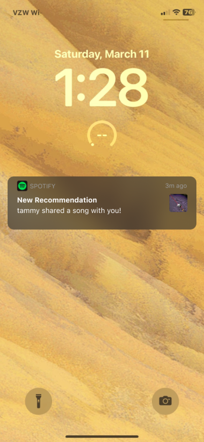 In-app sharing and inviting screen